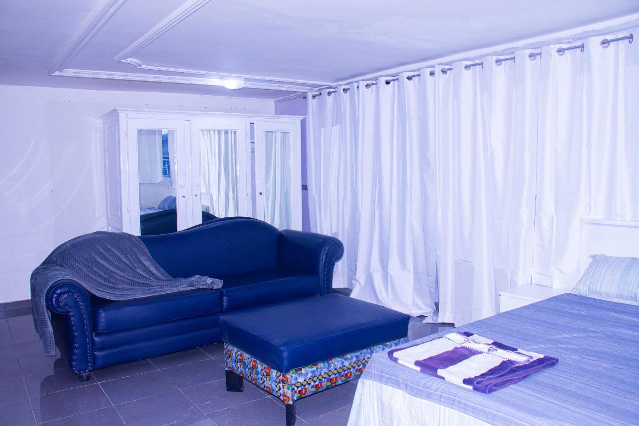 Hotel Amazone โกโตนู ภายนอก รูปภาพ